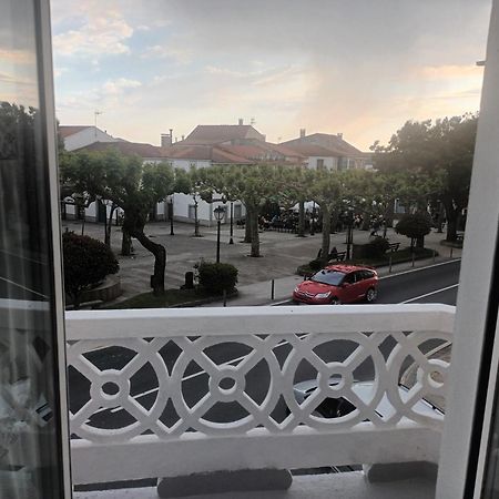 Apartamento Cafe Teatro Arzúa Eksteriør billede